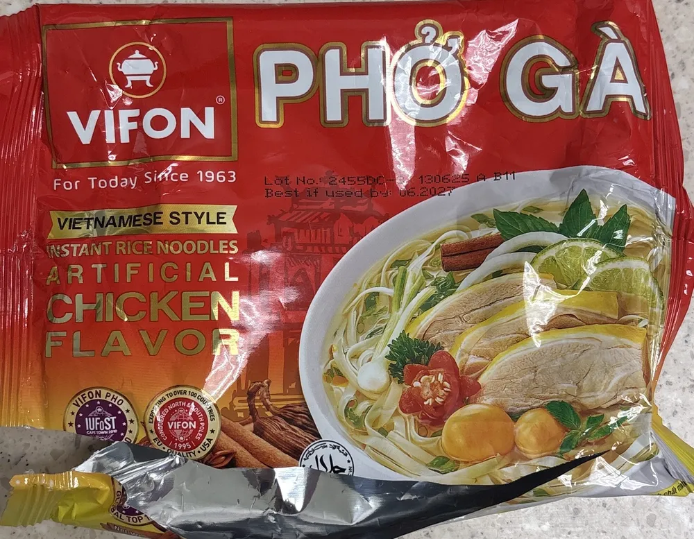 Vietnamese style rice noodle chicken flavor pho Ga