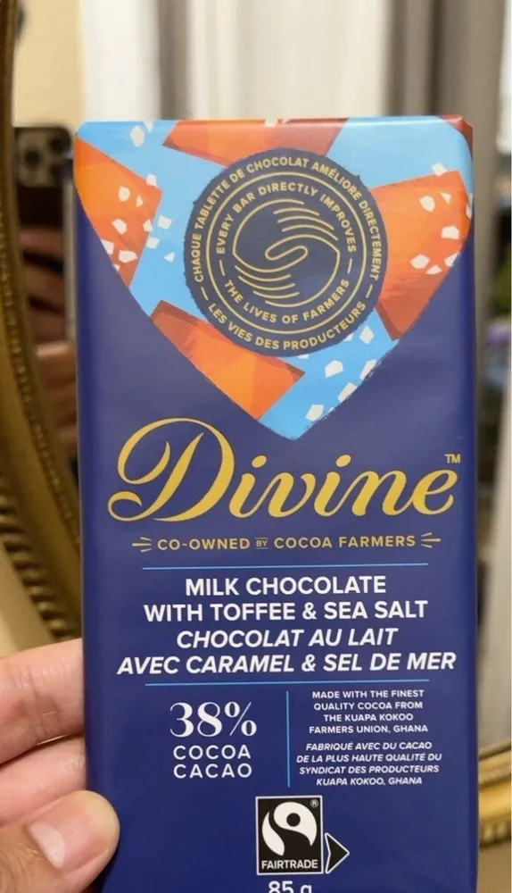 Milk Chocolaye with Toffee & Tea Salt