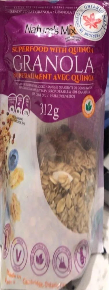 SUPERFOOD WITH QUINOA GRANOLA