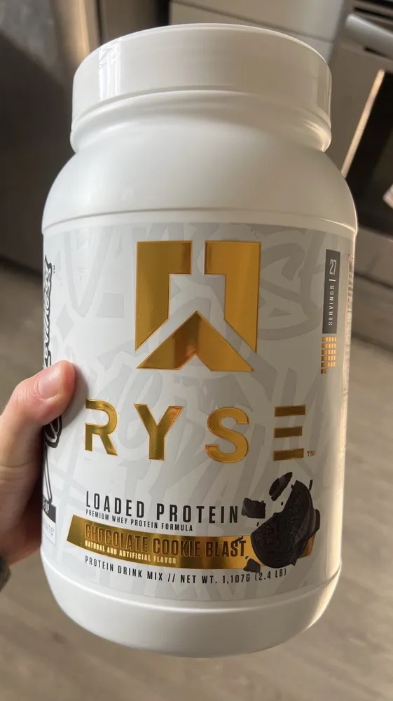 Premium Whey Protein Formula Chocolate Cookie Blast