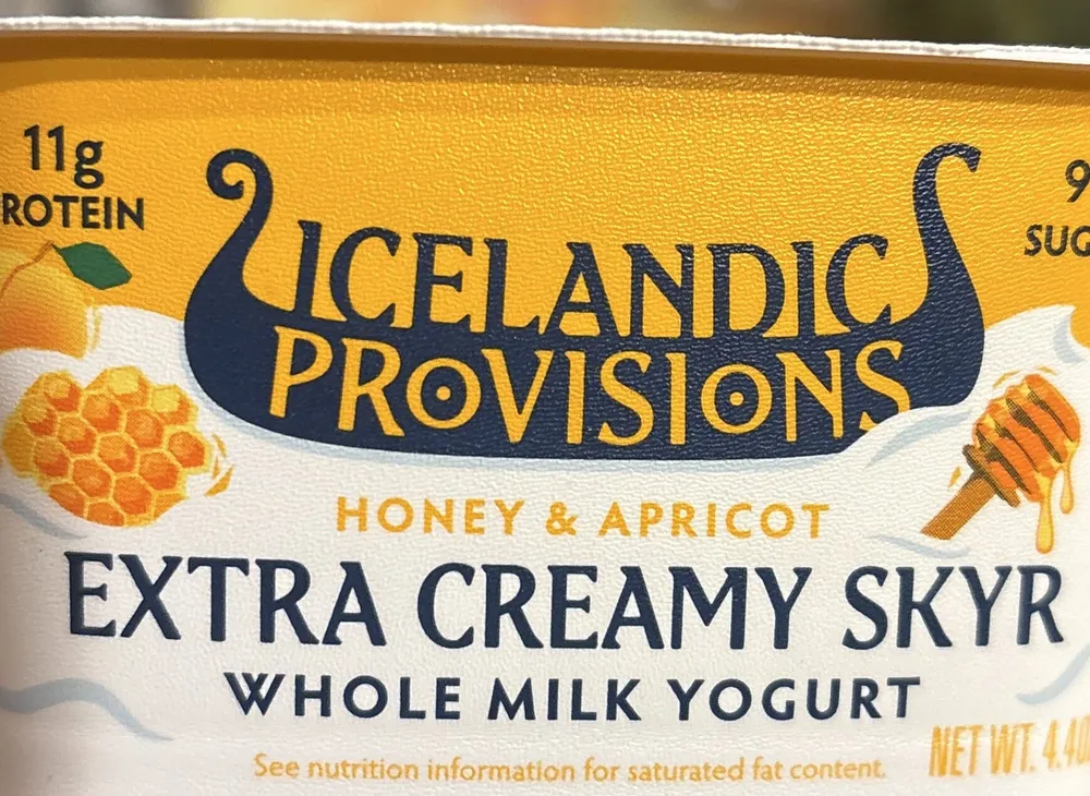 Extra Creamy Skyr Whole Milk Yogurt Honey & Apricot