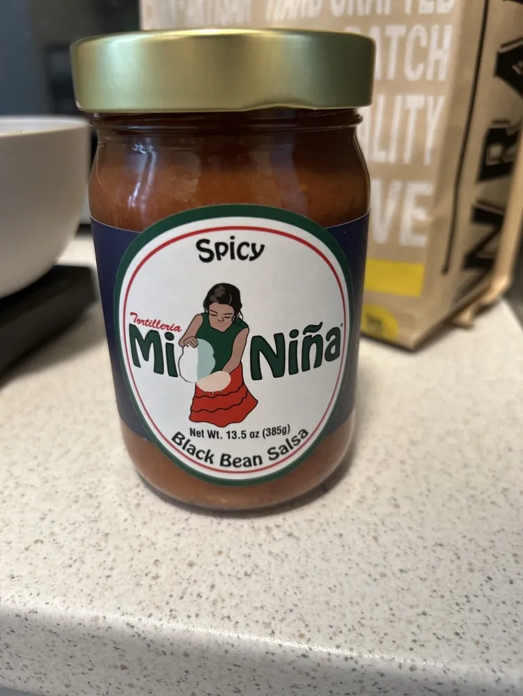 Mi Niña Black Bean Salsa: Spicy