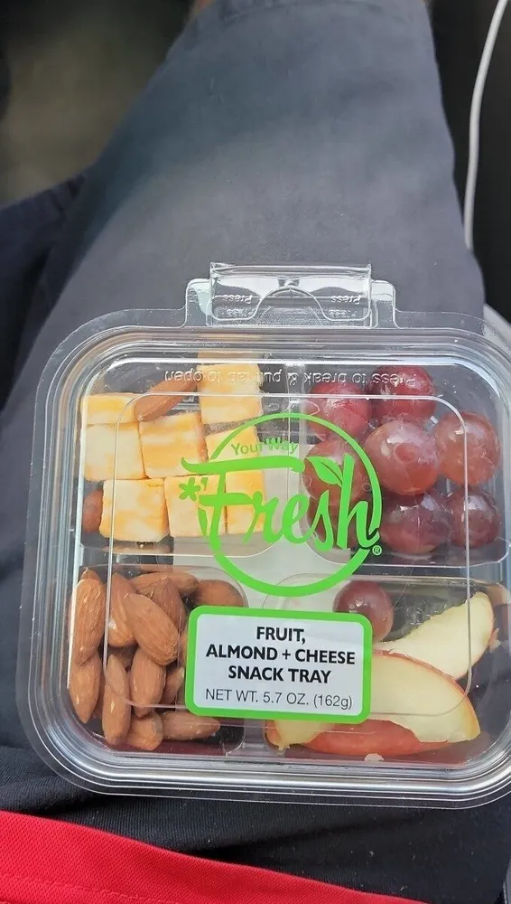 FRUIT, ALMOND + CHEESE SNACK TRAY