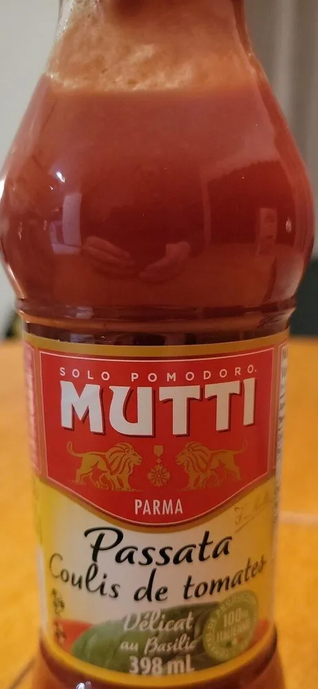 Tomato Puree With Basil