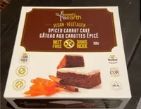 Spiced carrot cake
