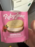 Strawberry Cookie Sandwich