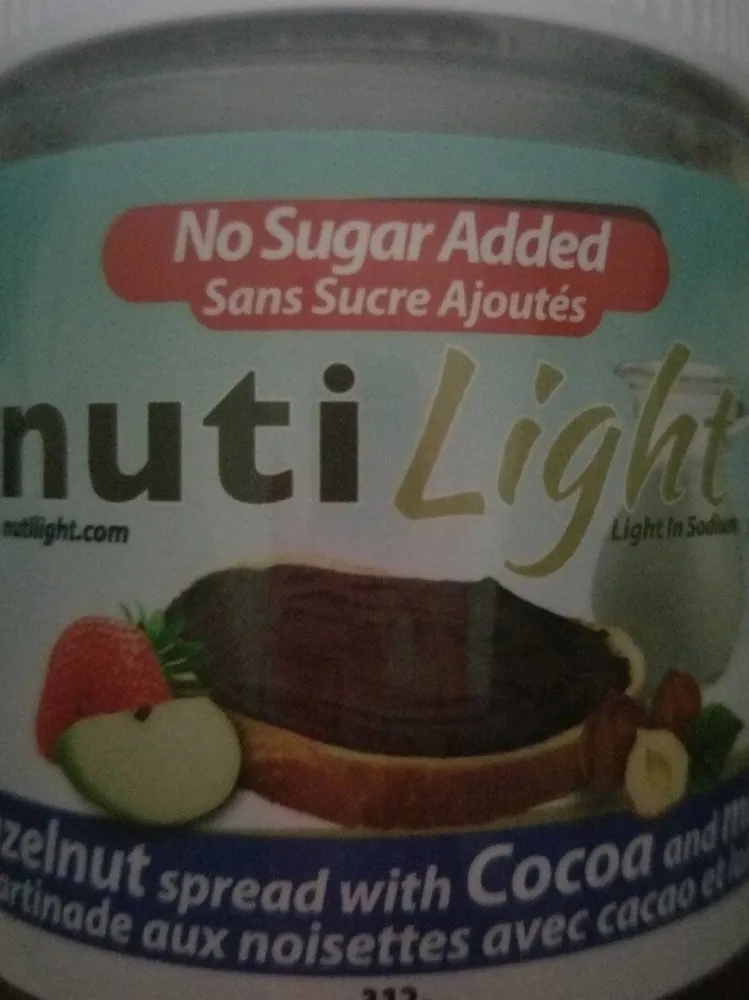 Tartiner aux noisettes avec caco et lait