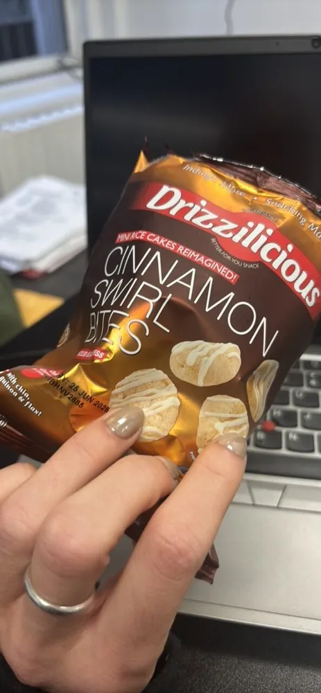 CINNAMON SWIRL BITES