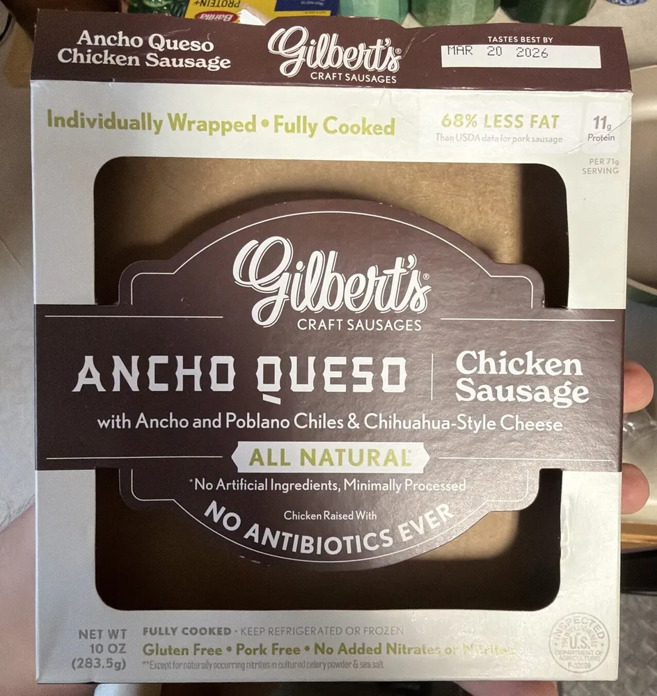 Ancho queso w/ ancho & poblano chiles & chihuahua cheese chicken sausage