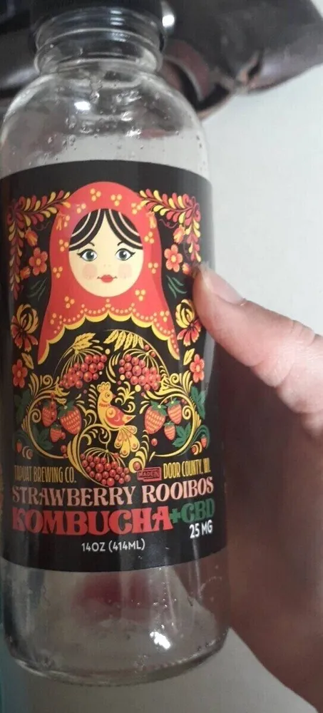 Strawberry roobios kombucha
