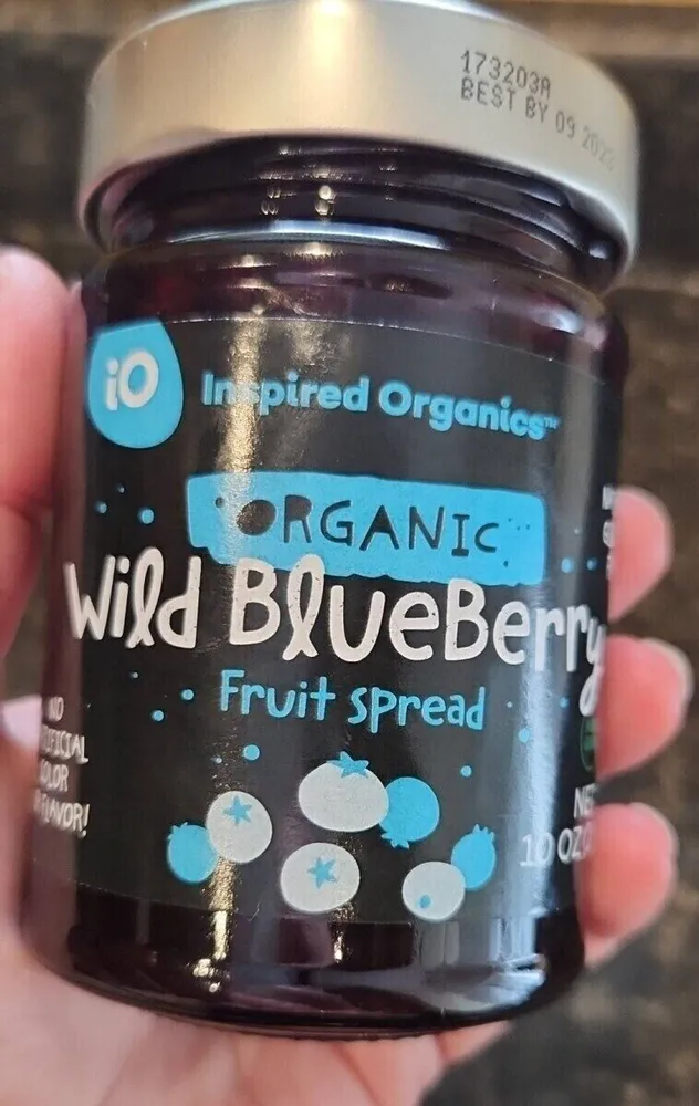 Organic wild blueberry fruit spread