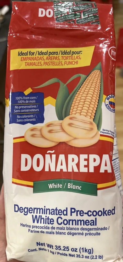 Precooked white corn flour