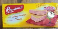 Wafer biscuits strawberry