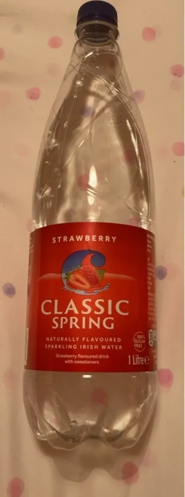 Classic spring strawberry sparkling water