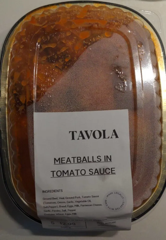 Meatballs in tomato sauce