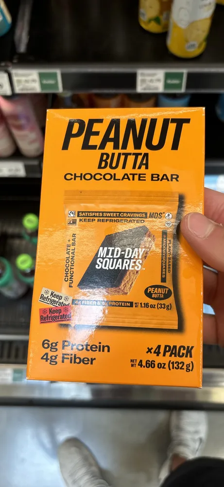 CHOCOLATE PEANUT BUTTA BARS