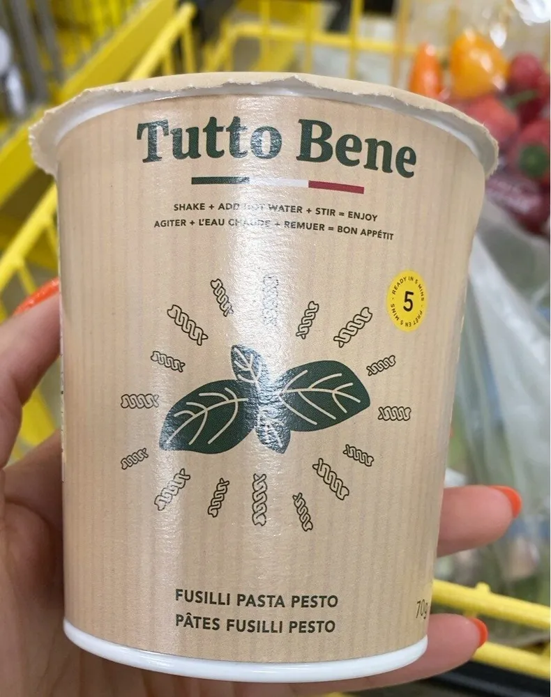 Pate fusilli pesto
