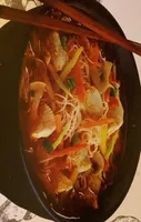 Soupe tom yum au poulet