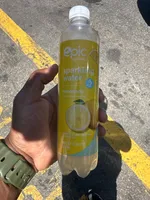 sparkling water lemonade