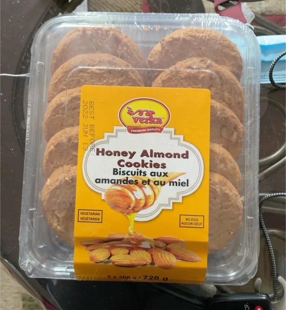 Honey almond cookies