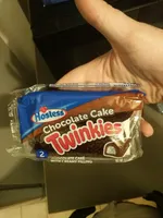 Chocolate cake with creamy filling