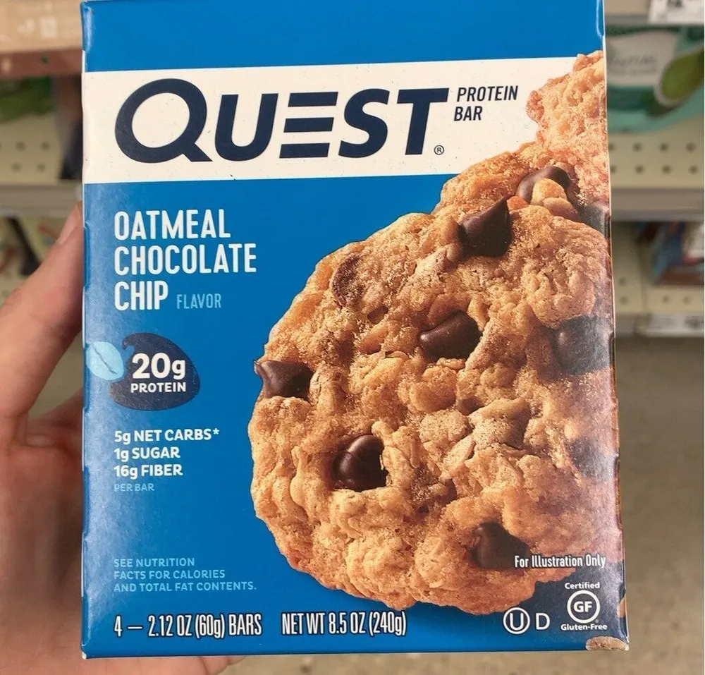Oatmeal Chocolate Chip Protein Bar