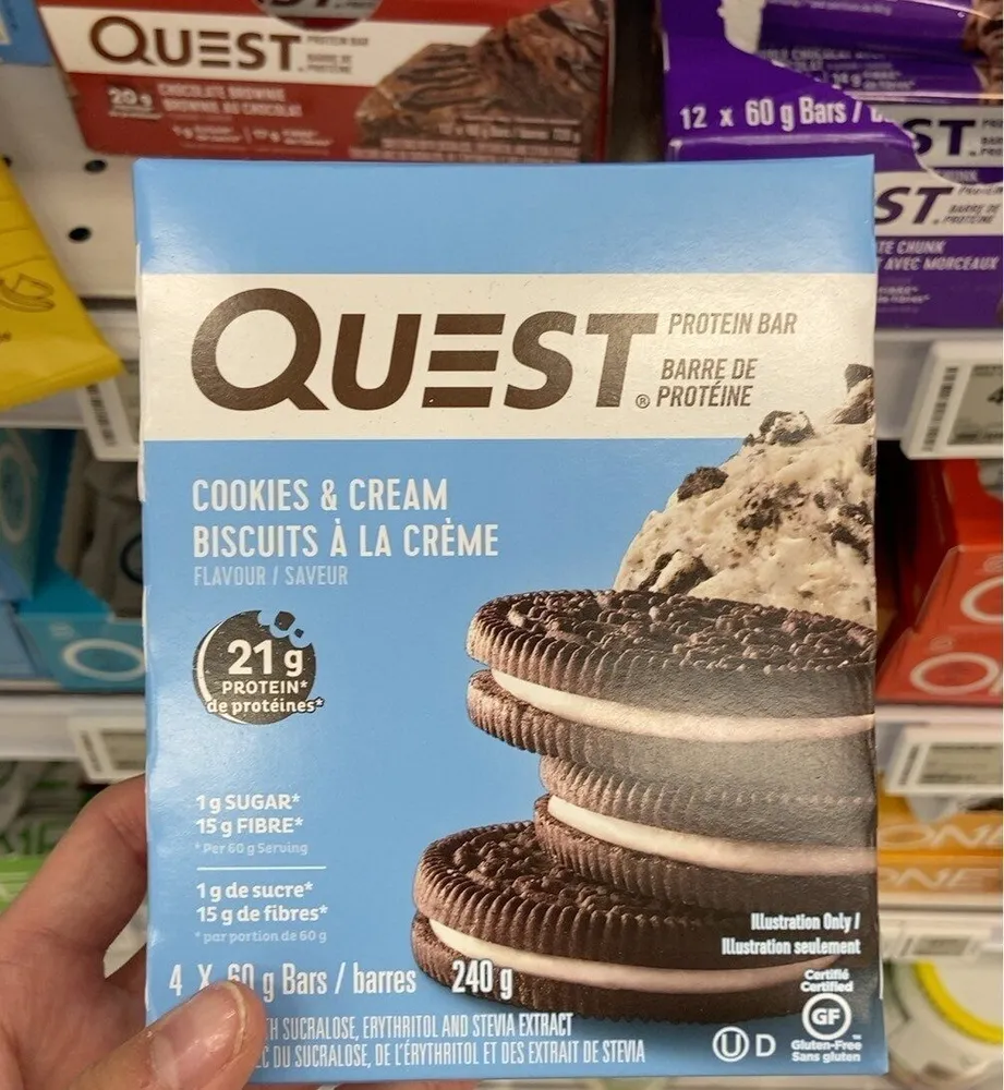 Quest Cookies & Cream Protein Bar