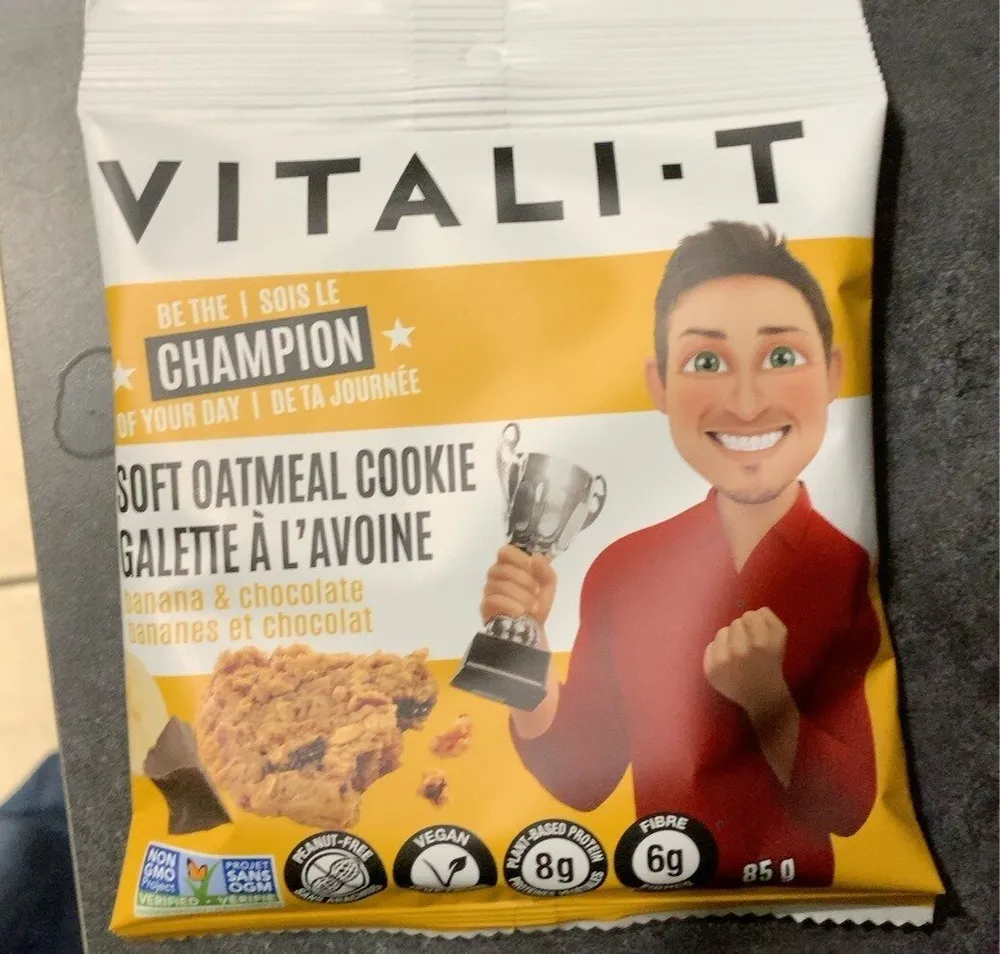Banana & Chocolate Oatmeal Snack