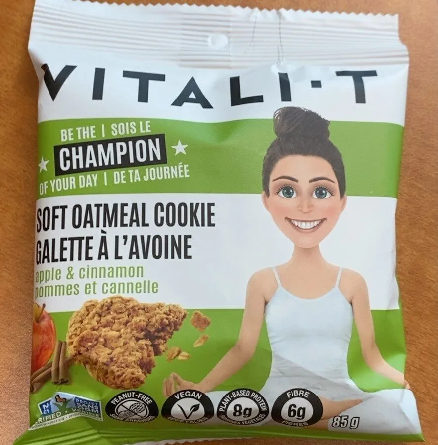 Apple & Cinnamon Oatmeal Snack