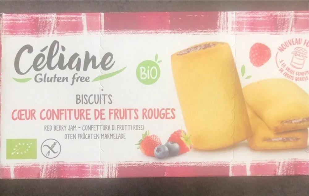 Biscuits cœur confiture de fruits rouges