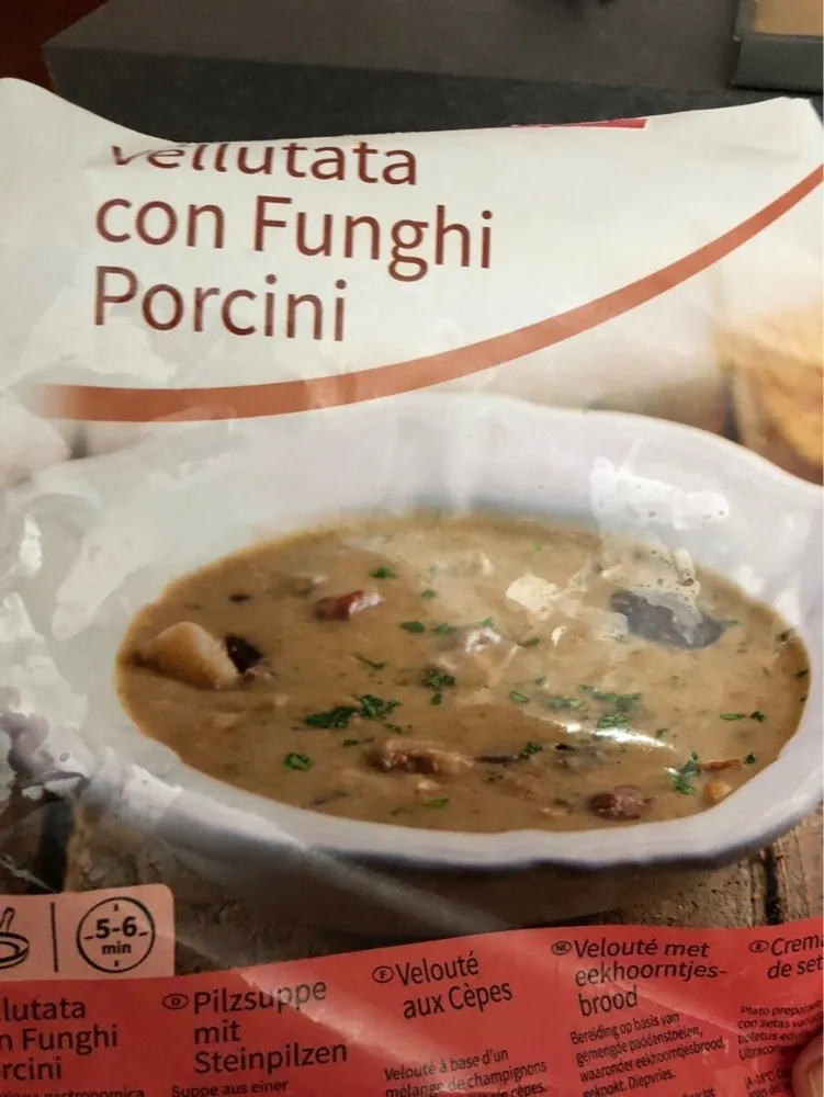 Vellutata con funghi porcini