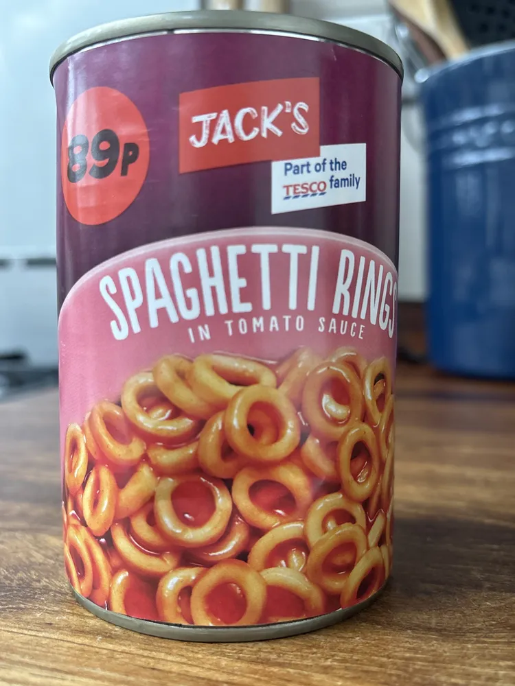 SPAGHETTI RINGS IN TOMATO SAUCE