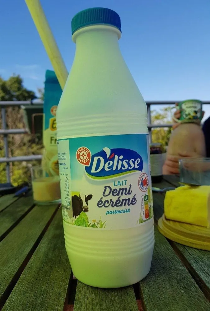 Lait demi écrémé pasteurisé
