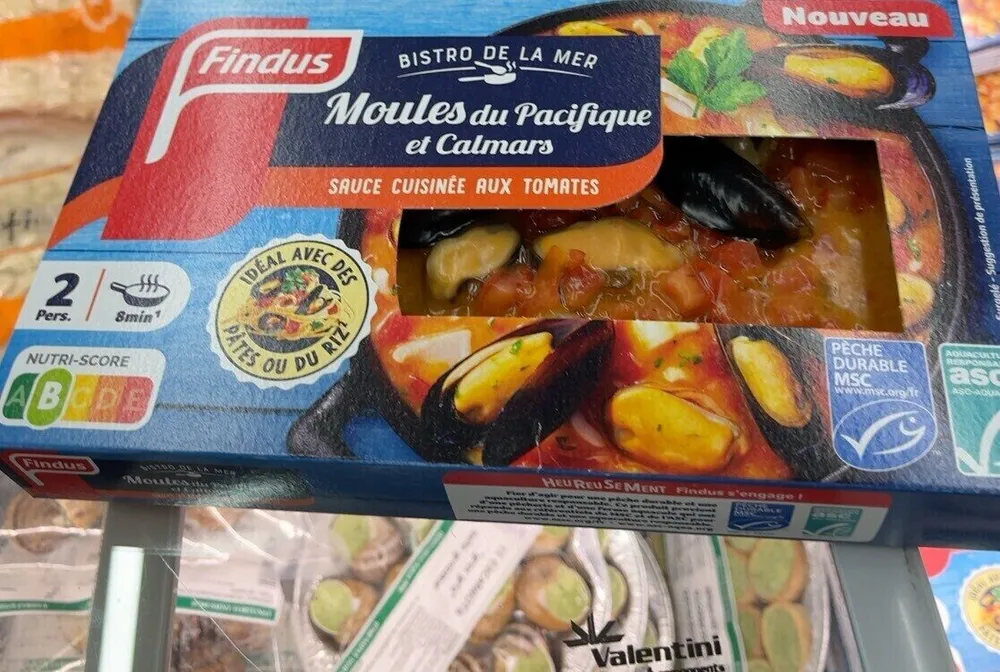 Moules du pacific et calamars