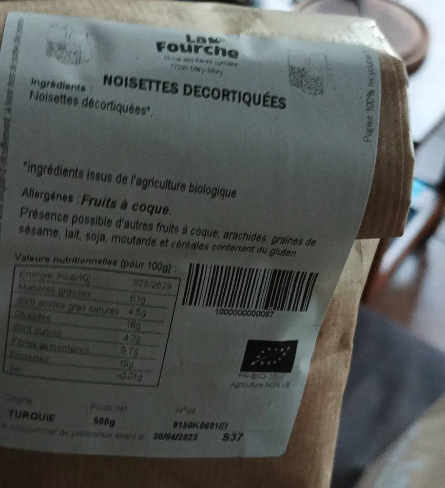 Noisettes décortiquées