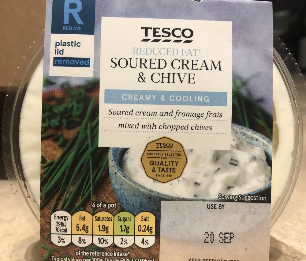 REDUCED FAT SOURED CREAM & CHIVE