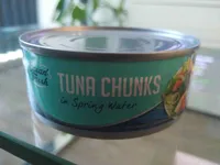 Tuna chunks in spring water