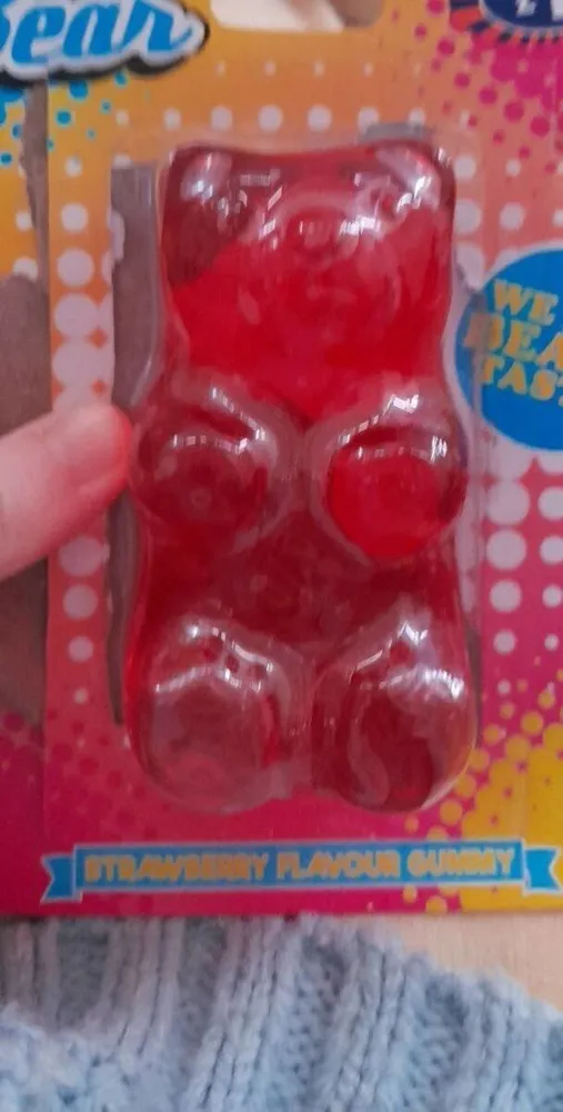 Strawberry flavour gummy
