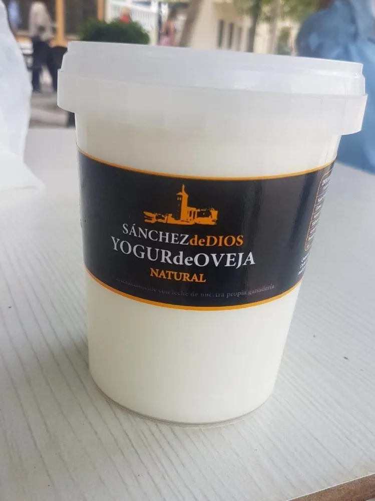 Yogur natural de oveja