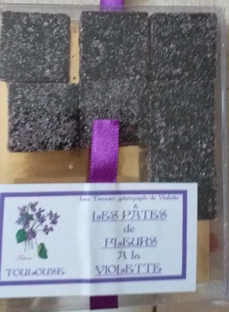 Les pattes de fleurs à la violette
