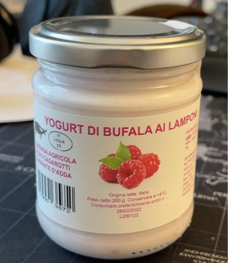 Yogurt bufala ai lamponi