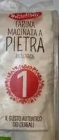 Farina macinata a pietra biologica