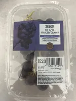 Black seedless grapes