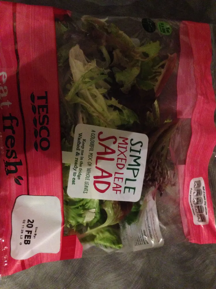 Simple mixed leaf salad