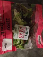 Simple mixed leaf salad