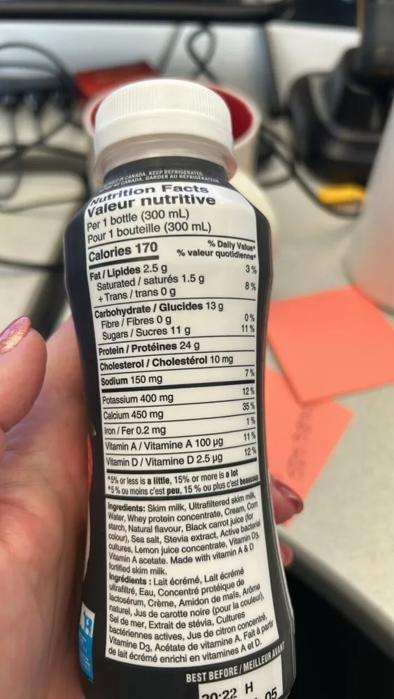 oikos pro strawberry and banana yogurt