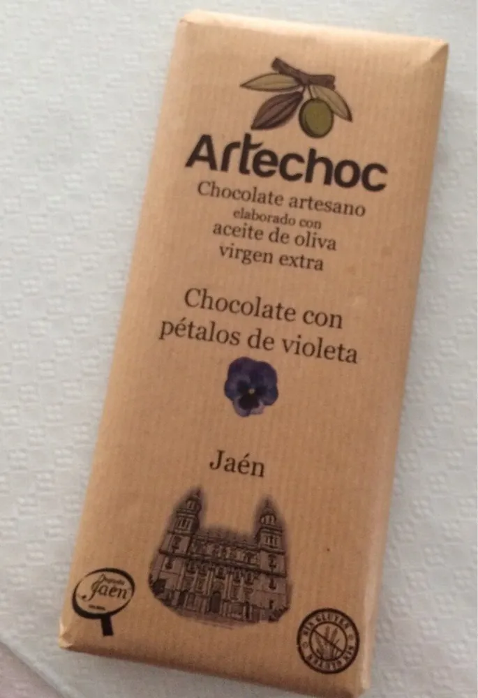 Chocolate con pétalos de violeta
