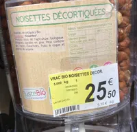 Noisettes decortiquées