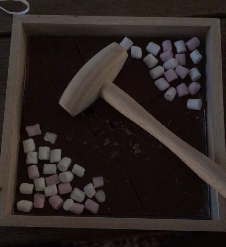 Chocolat à casser avec guimauve