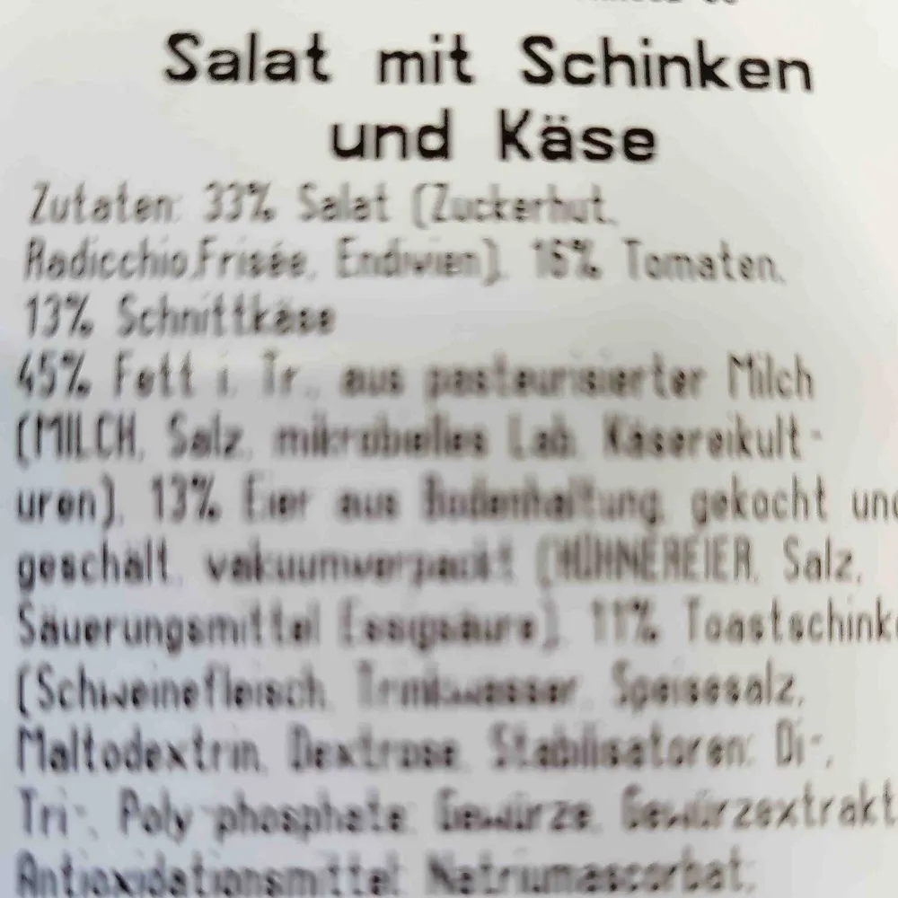 Salat mit Schinken und Käse